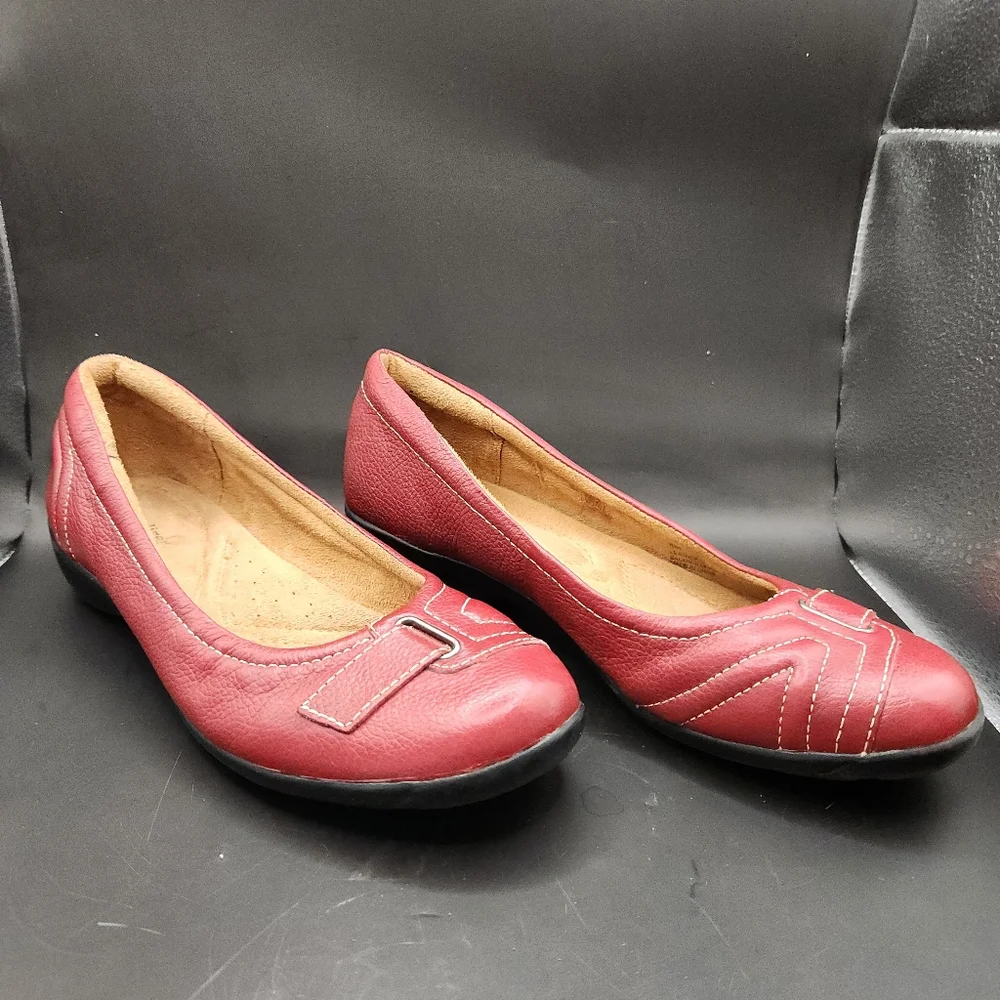 Naturalizer Red Leather Low Heel Slip On Shoes, Size 8M